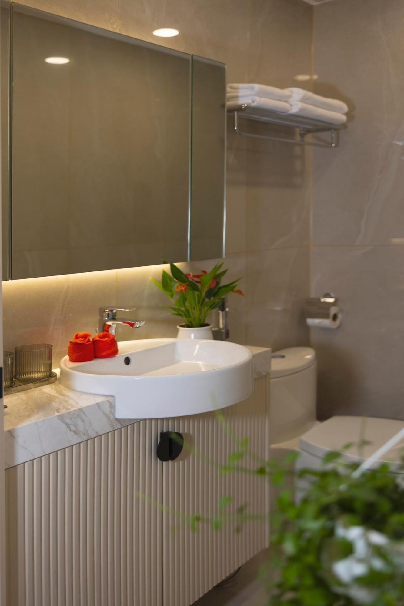 Ben Thanh Luxury Suite Hotel & Spa 胡志明市 外观 照片